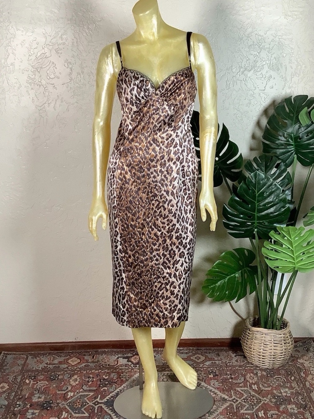 90s Vintage Dolce & Gabbana Leopard Print Lace Sheath Dress